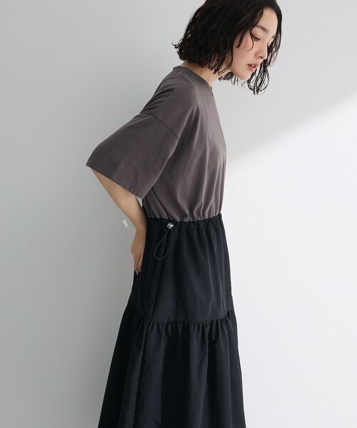 ELENCARE DUE(エレンカーレデュエ)の「・ELENCARE DUE ドッキングTEEワンピース(ワンピース・レディース・オフホワイト/カーキ/ブラック・FREE)」の20枚目の写真