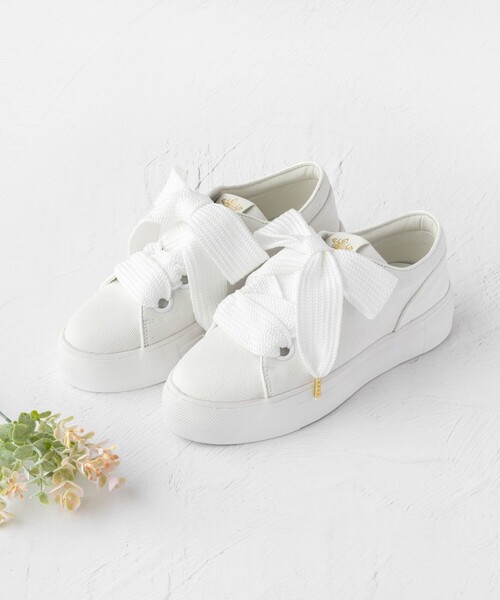 TOCCA（トッカ）の「BIGRIBBON CANVAS SNEAKERS スニーカー（スニーカー・レディース・ブラック系/ホワイト系・35/37/36/38/39）」の12枚目の写真