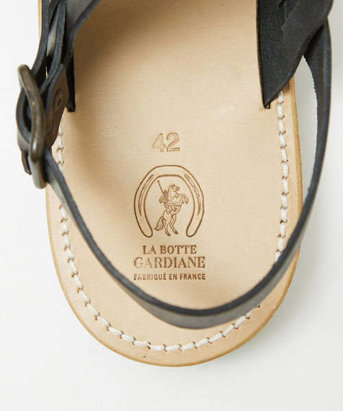 La Botte Gardiane（ラボッタガルディエーヌ）の「【LA BOTTE GARDIANE / ラ ボッタ ガルディエーヌ 】レザー ストラップサンダル（サンダル・メンズ・ブラック・42/43/41）」の12枚目の写真