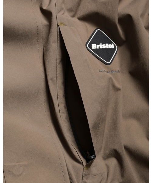 F.C.Real Bristol（エフシーレアルブリストル）の「INSULATION BENCH COAT（ダウンジャケット/コート・メンズ・ブラック/モカ・LARGE/MEDIUM/SMALL/X-LARGE）」の9枚目の写真