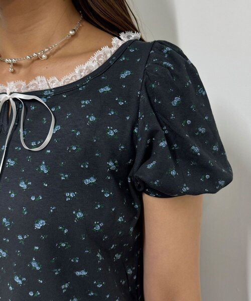 CIAOPANIC(チャオパニック)の「【neutral】小花柄レースリボントップス(Tシャツ/カットソー・レディース・ネイビー/グレー・FREE)」の6枚目の写真
