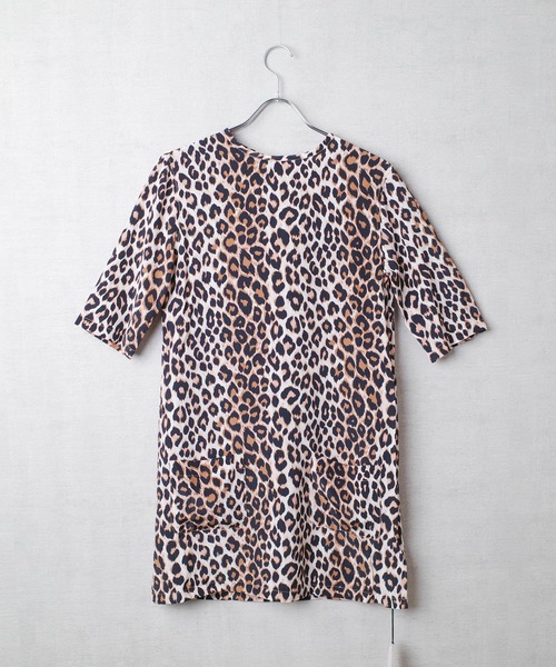 LI HUA（リーファー）の「【PH1】【LI HUA】LEOPARD SILK S/S PULLOVER E0E-7720-A（Tシャツ/カットソー・レディース・レオパード・38）」の2枚目の写真