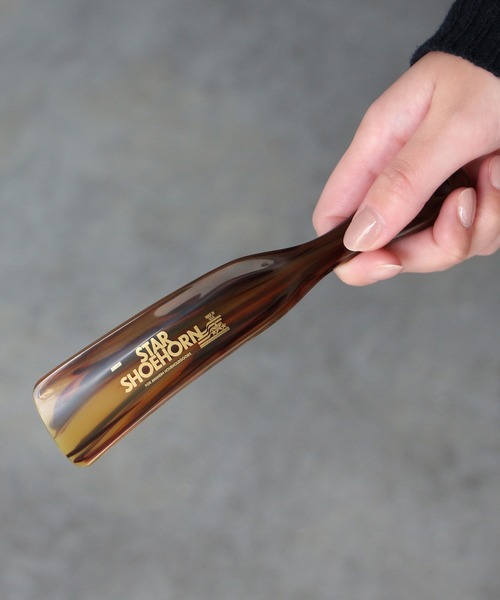 HIGHTIDE(ハイタイド)の「ANAheim アナハイム Star Shoehorn "Tortoise" スターシューホーン トータス 靴べら(シューズ小物/雑貨・レディース・ブラウン・FREE)」の1枚目の写真