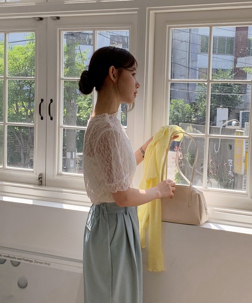 by muni:r(バイ ムニール)の「【着用動画あり・4色展開】シースルーレースフリル半袖ブラウス(Tシャツ/カットソー・レディース・ピンク/ベージュ/アイボリー/ブラック・FREE)」の7枚目の写真