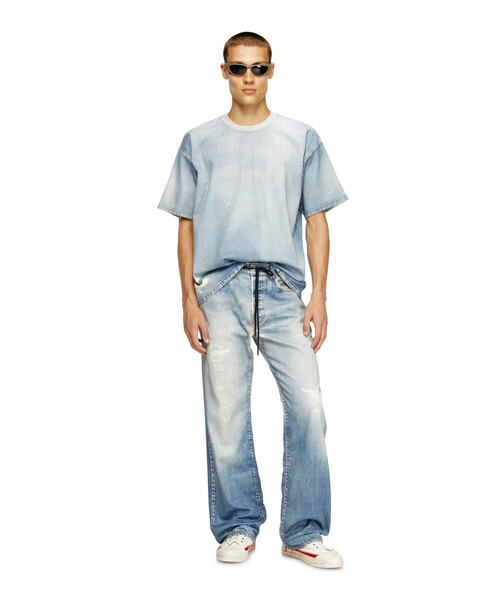 DIESEL(ディーゼル)の「メンズ ジョグ トップ D-BOX JOGG(Tシャツ/カットソー・メンズ・ライトインディゴブルー・SMALL/XX-LARGE/LARGE/X-SMALL/X-LARGE/MEDIUM)」の5枚目の写真