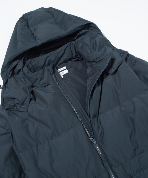 F/CE. (エフシーイー)の「F/CE. RECYCLED DOWN DETACHABLE HOOD JACKET / エフシーイー リサイクルダウンデタッチャブルフードジャケット(ダウンジャケット/コート・メンズ・ブラック/パープル/ベージュ/ネイビー・LARGE/MEDIUM/SMALL/X-SMALL)」の8枚目の写真
