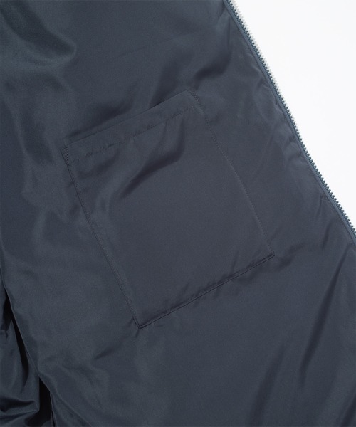 F/CE. (エフシーイー)の「F/CE. RECYCLED DOWN DETACHABLE HOOD JACKET / エフシーイー リサイクルダウンデタッチャブルフードジャケット(ダウンジャケット/コート・メンズ・ブラック/パープル/ベージュ/ネイビー・LARGE/MEDIUM/SMALL/X-SMALL)」の11枚目の写真