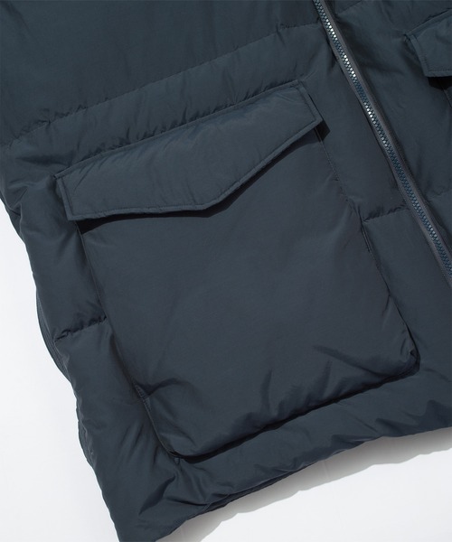 F/CE. (エフシーイー)の「F/CE. RECYCLED DOWN DETACHABLE HOOD JACKET / エフシーイー リサイクルダウンデタッチャブルフードジャケット(ダウンジャケット/コート・メンズ・ブラック/パープル/ベージュ/ネイビー・LARGE/MEDIUM/SMALL/X-SMALL)」の14枚目の写真