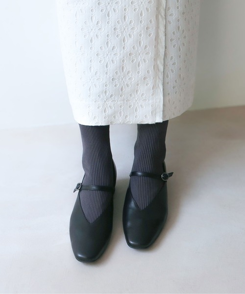 enchanted(エンチャンテッド)の「本革Vカットスクエアメリージェーンパンプス(パンプス・レディース・ライトブラック/シルバーグレー/ブラック・38/37/36/35/41/40/39)」の6枚目の写真