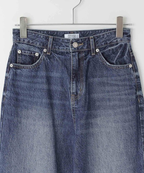 LOWRYS FARM(ローリーズファーム)の「ワイドストレートデニム 532505(デニムパンツ・レディース・ブラック/グレー/インディゴブルー/ブルー・SMALL/MEDIUM/LARGE)」の16枚目の写真