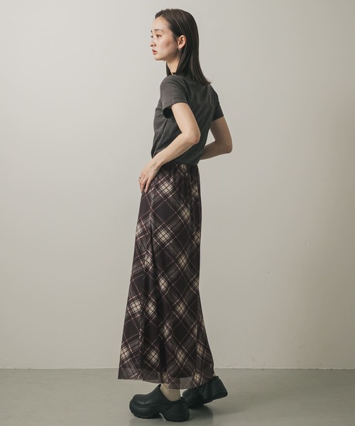 SENSE OF PLACE by URBAN RESEARCH(センスオブプレイスバイアーバンリサーチ)の「シアーチェックスカート(スカート・レディース・ブラウン系その他/ブルー系その他・ONE)」の6枚目の写真