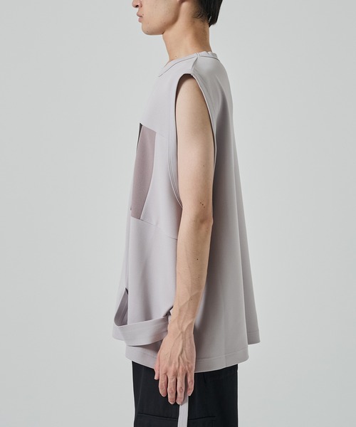 STUDIOUS（ステュディオス）の「【SHAREEF】NO SLEEVE TEE（タンクトップ・メンズ・ホワイト/ブラック・1/2）」の13枚目の写真