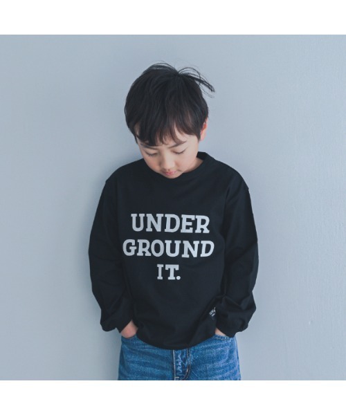 ZERO standerd（ゼロスタンダード）の「ゼロスタンダード UNDER　ロングＴシャツ（Tシャツ/カットソー・キッズ・サンドベージュ/チャコールグレー/ブラック・110cm/120cm/130cm/140cm/150cm/160cm/100cm）」の2枚目の写真