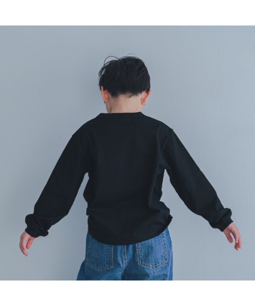 ZERO standerd（ゼロスタンダード）の「ゼロスタンダード UNDER　ロングＴシャツ（Tシャツ/カットソー・キッズ・サンドベージュ/チャコールグレー/ブラック・110cm/120cm/130cm/140cm/150cm/160cm/100cm）」の5枚目の写真