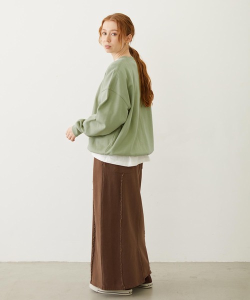 MILKFED.（ミルクフェド）の「M.FEDDY EMBLEM SWEAT TOP（スウェット・レディース・オリーブ/ネイビー/オートミール・M/L）」の13枚目の写真