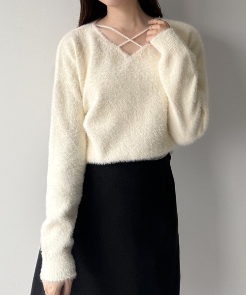 mipiarl（ミピアール）の「クロスシャギーコンパクトニット（ニット/セーター・レディース・ブラック/アイボリー/チャコール・MEDIUM/LARGE）」の7枚目の写真