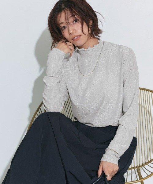 Pierrot(ピエロ)の「柄が選べるハイネックロングスリーブシアーカットソー(Tシャツ/カットソー・レディース・アイボリー/ブルー系その他/ブラック/ホワイト系その他/シルバー・M/L)」の8枚目の写真