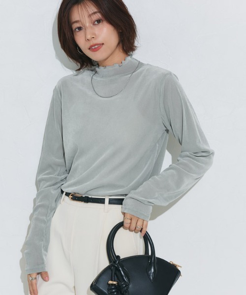Pierrot(ピエロ)の「柄が選べるハイネックロングスリーブシアーカットソー(Tシャツ/カットソー・レディース・アイボリー/ブルー系その他/ブラック/ホワイト系その他/シルバー・M/L)」の12枚目の写真