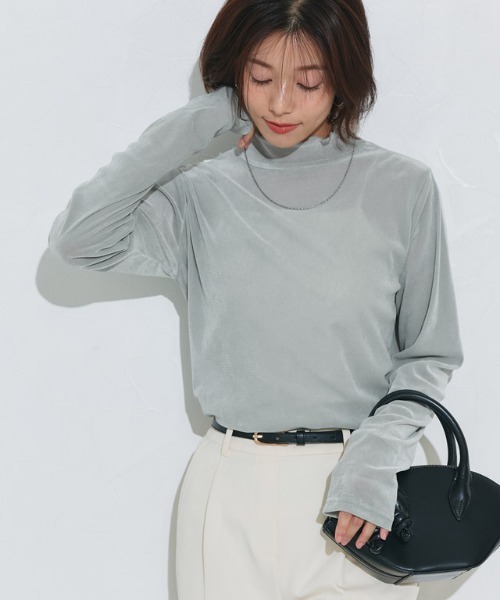 Pierrot(ピエロ)の「柄が選べるハイネックロングスリーブシアーカットソー(Tシャツ/カットソー・レディース・アイボリー/ブルー系その他/ブラック/ホワイト系その他/シルバー・M/L)」の14枚目の写真