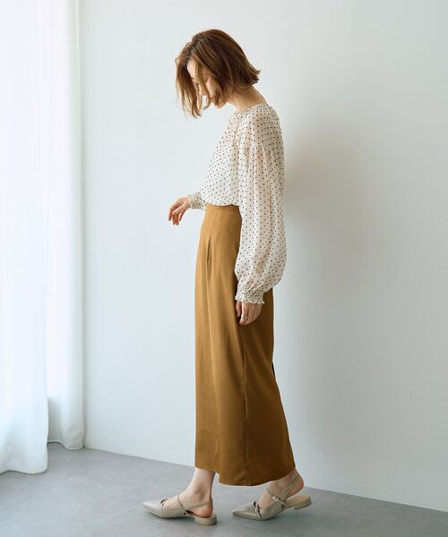 YECCA VECCA(イェッカヴェッカ)の「シアードットジャガードブラウス(シャツ/ブラウス・レディース・アイボリー/ブラック/グリーン・FREE)」の15枚目の写真