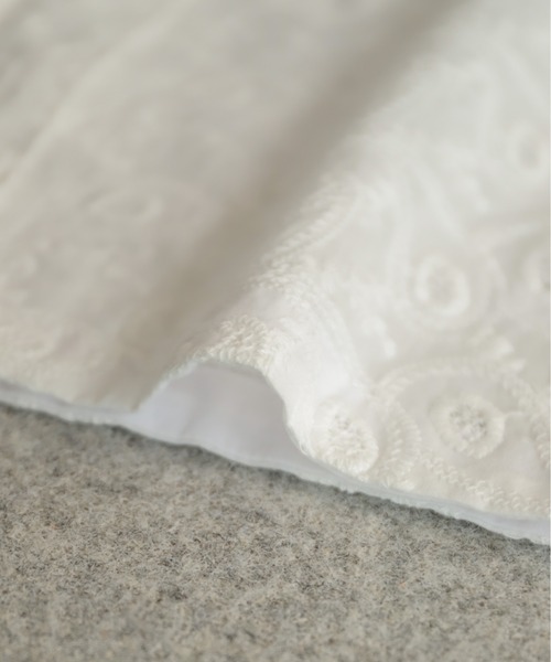 NOMBRE IMPAIR（ノンブルアンペール）の「コットンペイズリー刺繍　スキッパーブラウス（シャツ/ブラウス・レディース・ホワイト・FREE）」の16枚目の写真