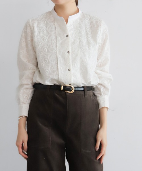 NOMBRE IMPAIR（ノンブルアンペール）の「コットンペイズリー刺繍　スキッパーブラウス（シャツ/ブラウス・レディース・ホワイト・FREE）」の4枚目の写真