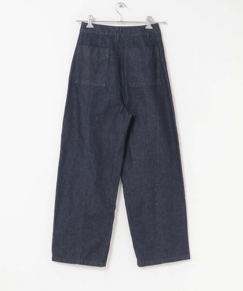 F by ROSSO(エフバイロッソ)の「F by ROSSO カーブフォルムデニムパンツ(デニムパンツ・レディース・ネイビー/ブラウン・38/36)」の7枚目の写真