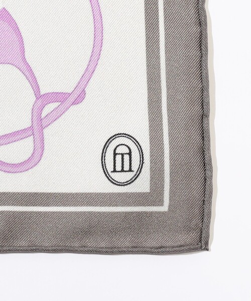 TOMORROWLAND （トゥモローランド）の「Atelier TOMORROWLAND FLOWER シルクスカーフ（バンダナ/スカーフ・レディース・ホワイト系その他/ブラック系その他・FREE）」の8枚目の写真