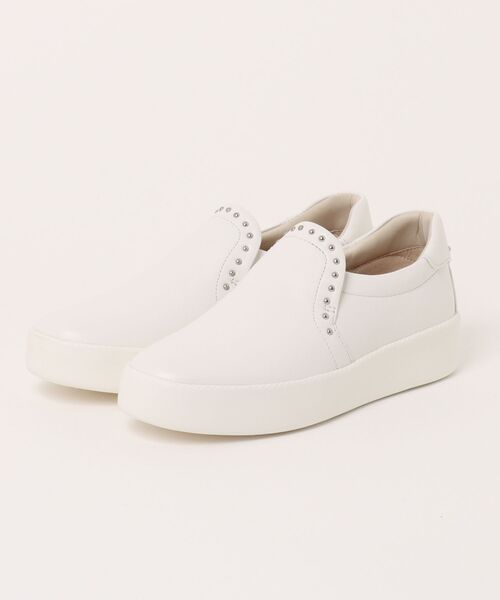 J&M Davidson（ジェイアンドエムデヴィッドソン）の「厚底スリッポンスタッズスニーカー（スニーカー・レディース・ブラック/ホワイト/グレー・22.0cm/22.5cm/23.0cm/23.5cm/24.0cm/24.5cm）」の2枚目の写真