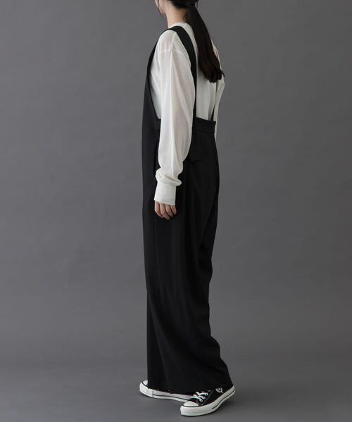 FORK&SPOON（フォークアンドスプーン）の「FORK&SPOON　Uネックプラケットオーバーオール（ワンピース・レディース・ブラック/ネイビー・1/2）」の7枚目の写真