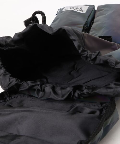 VIBGYOR（ヴィブジョー）の「【CCSA/カウンターカルチャースペースアーミー】ダブルポケットバックパックR(CN)（バックパック/リュック・メンズ・ブラウン・FREE）」の4枚目の写真