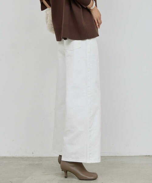 GALLARDAGALANTE(ガリャルダガランテ)の「センタースウィッチデニム(デニムパンツ・レディース・ホワイト/ブルー・1/0)」の4枚目の写真