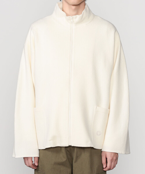ORCIVAL（オーシバル）の「ORCIVAL | ウールジャージー スタンドジップカーディガン MEN（カーディガン/ボレロ・メンズ・オフホワイト/ダークネイビー・4/5）」の17枚目の写真