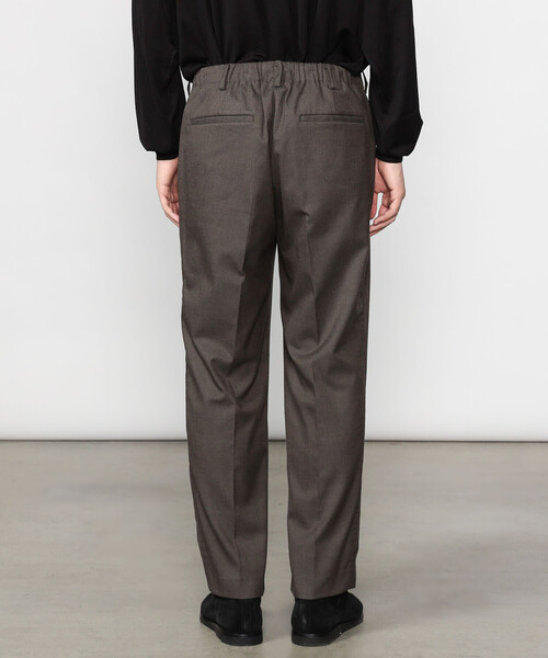 Morris & Sons（モリスアンドサンズ）の「MORRIS & SONS | 1Pテーパード ストレッチパンツ MEN（スラックス・メンズ・グレー/ブラウン・3/1/2）」の5枚目の写真