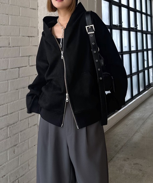 PAGEBOY（ページボーイ）の「ダイバースエードZIPパーカー（パーカー・レディース・ブラウン/グレイッシュベージュ/ブラック・FREE）」の10枚目の写真