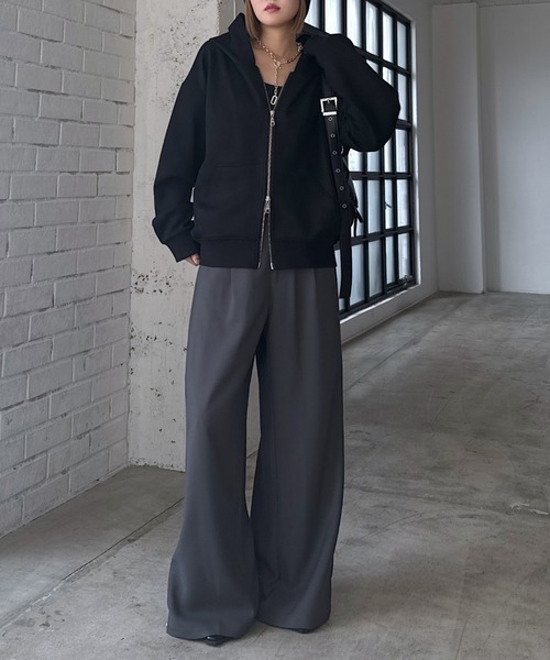 PAGEBOY（ページボーイ）の「ダイバースエードZIPパーカー（パーカー・レディース・ブラウン/グレイッシュベージュ/ブラック・FREE）」の5枚目の写真