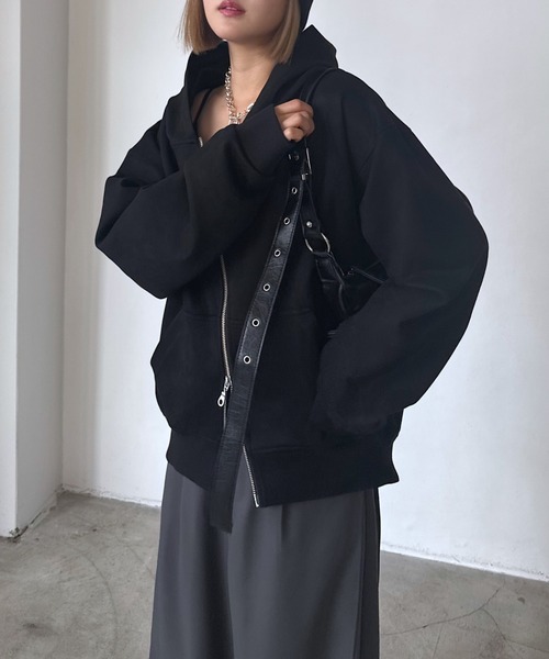 PAGEBOY（ページボーイ）の「ダイバースエードZIPパーカー（パーカー・レディース・ブラウン/グレイッシュベージュ/ブラック・FREE）」の14枚目の写真