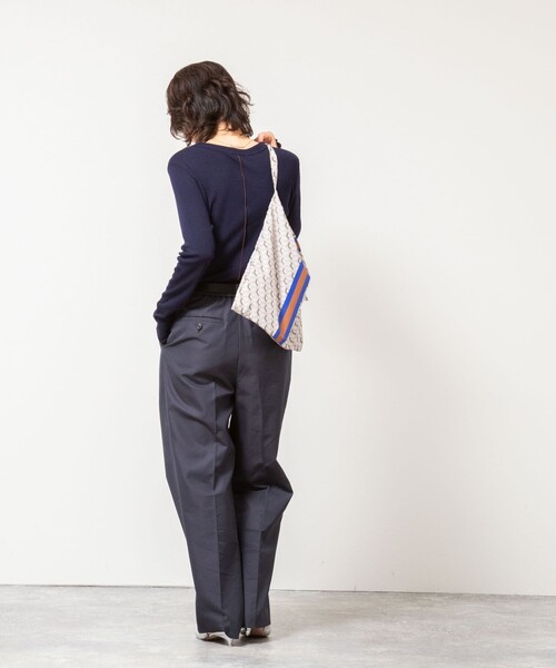 NOLLEY’S（ノーリーズ）の「MY STANDARD ウォッシャブルリブクルーネックロンT（Tシャツ/カットソー・レディース・オフホワイト/ブラック/ダークブラウン/レンガ/ネイビー・FREE）」の12枚目の写真