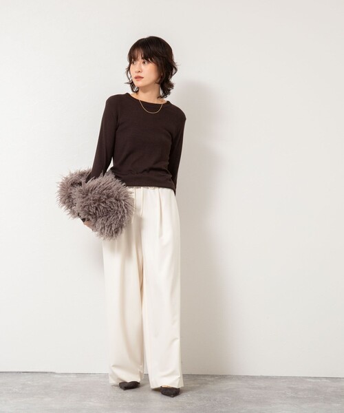 NOLLEY’S（ノーリーズ）の「MY STANDARD ウォッシャブルリブクルーネックロンT（Tシャツ/カットソー・レディース・オフホワイト/ブラック/ダークブラウン/レンガ/ネイビー・FREE）」の15枚目の写真