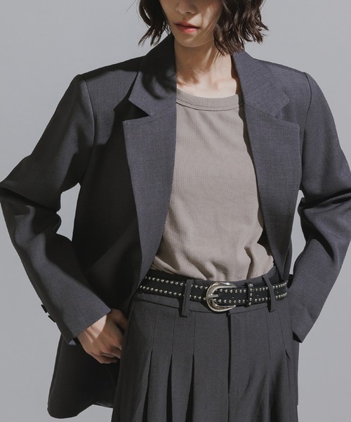 AO2(アオズ)の「Mode Shoulder Pad Tailored Jacket / オーバーサイズ テーラードジャケット(テーラードジャケット・レディース・ブラック/グレー/ブラック系/グレー系・FREE)」の4枚目の写真