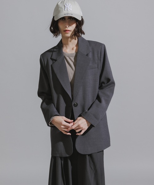 AO2(アオズ)の「Mode Shoulder Pad Tailored Jacket / オーバーサイズ テーラードジャケット(テーラードジャケット・レディース・ブラック/グレー/ブラック系/グレー系・FREE)」の5枚目の写真