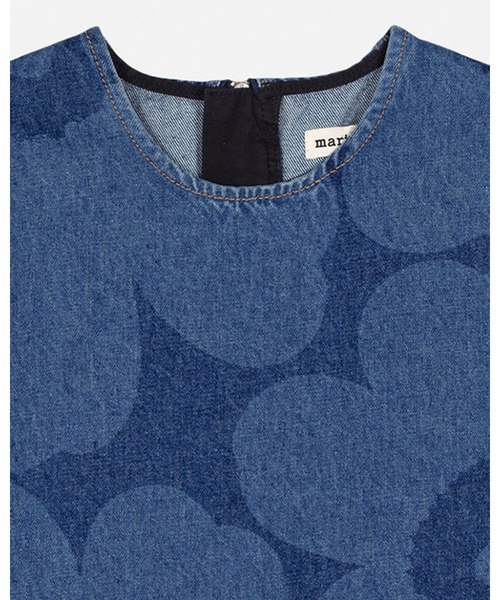 marimekko(マリメッコ)の「【ノベルティ付】《Maridenim》 Somasti Unikko / dress(ワンピース・レディース・インディゴブルー・40/38/36/34)」の12枚目の写真
