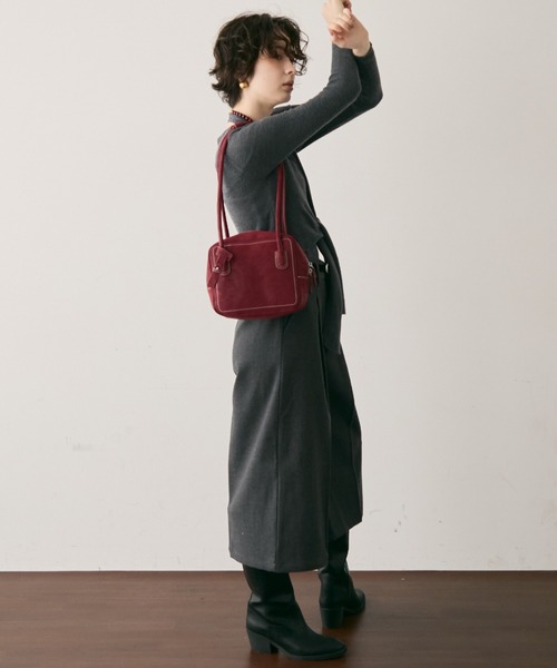 Trish(トリッシュ)の「ロングハンドルスクエアボストンBAG(ショルダーバッグ・レディース・ブラウン/ボルドー・FREE)」の22枚目の写真