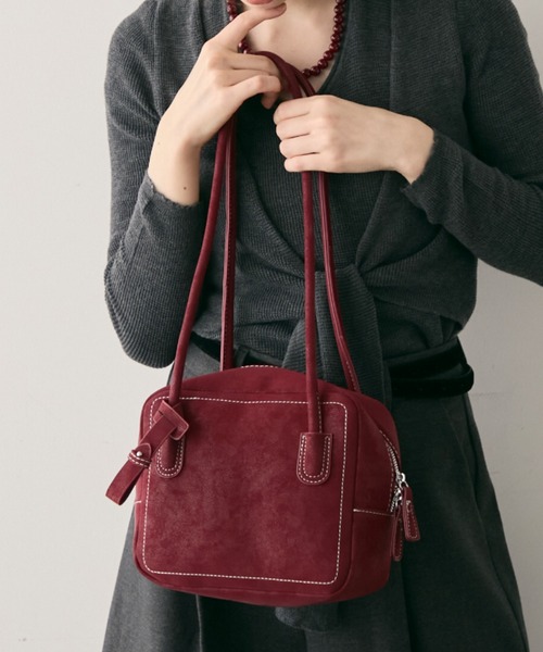 Trish(トリッシュ)の「ロングハンドルスクエアボストンBAG(ショルダーバッグ・レディース・ブラウン/ボルドー・FREE)」の7枚目の写真
