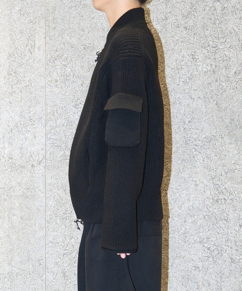 soe（ソーイ）の「Bomber Rib Sweater（ニット/セーター・メンズ・ブラック・1）」の3枚目の写真