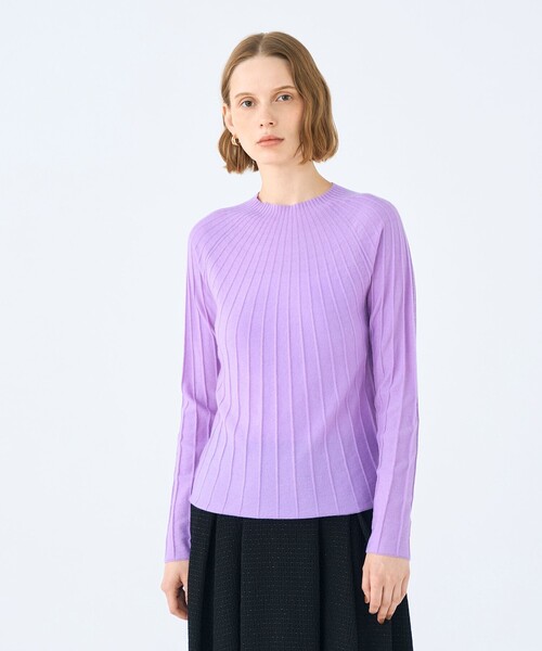 BALLSEY(ボールジィ)の「ストレッチカシミヤ ソフトビルドネックプルオーバー(ニット/セーター・レディース・ブラック/ライトパープル/ベージュ・S)」の5枚目の写真