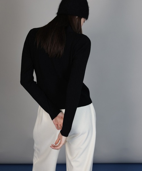 J by blue（ジェイバイブルー）の「ケーブルポロニット（ニット/セーター・レディース・アイボリー/ブラック/グレー・MEDIUM）」の16枚目の写真