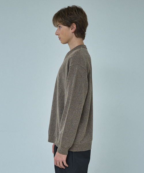 ABAHOUSE（アバハウス）の「WOOL MIX ブークレーＶネックニット（ニット/セーター・メンズ・グレイッシュベージュ/ブラック/ブルー・46/48）」の6枚目の写真