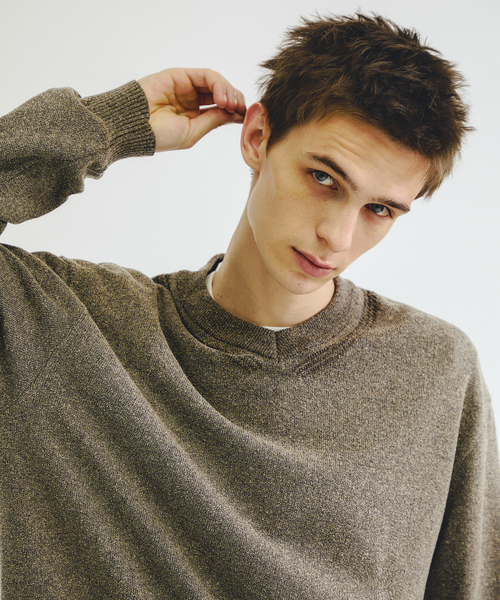 ABAHOUSE（アバハウス）の「WOOL MIX ブークレーＶネックニット（ニット/セーター・メンズ・グレイッシュベージュ/ブラック/ブルー・46/48）」の13枚目の写真