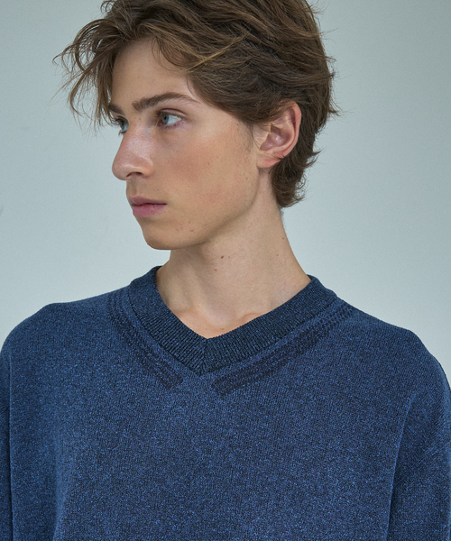 ABAHOUSE（アバハウス）の「WOOL MIX ブークレーＶネックニット（ニット/セーター・メンズ・グレイッシュベージュ/ブラック/ブルー・46/48）」の21枚目の写真